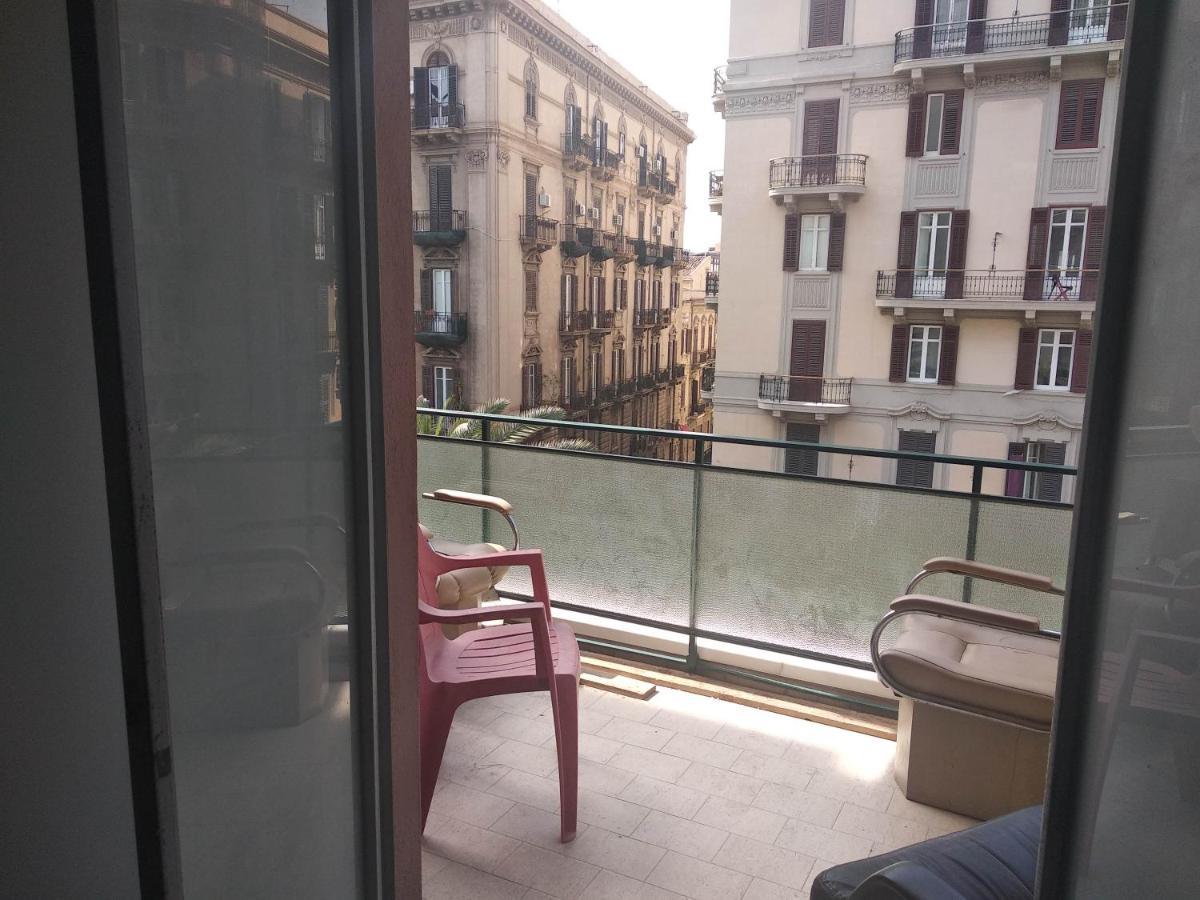 Casa Studenti E Giovani Turisti Fkk - Giochi Di Societa Ed Intimo Party - Volontari Benvenuti Appartement Palermo Buitenkant foto